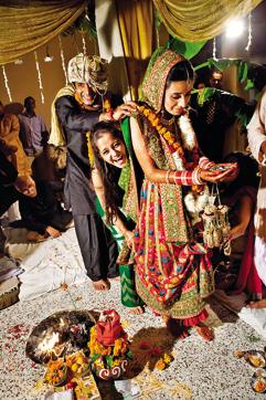 A bollywood-style romance: She is Bengali, he is Punjabi. Their marriage could have been opposed by either of the families, but it wasn’t . (Photo: Priyanka Sachar) A bollywood-style romance: She is Bengali, he is Punjabi. Their marriage could have been opposed by either of the families, but it wasn’t . (Photo: Priyanka Sachar)
