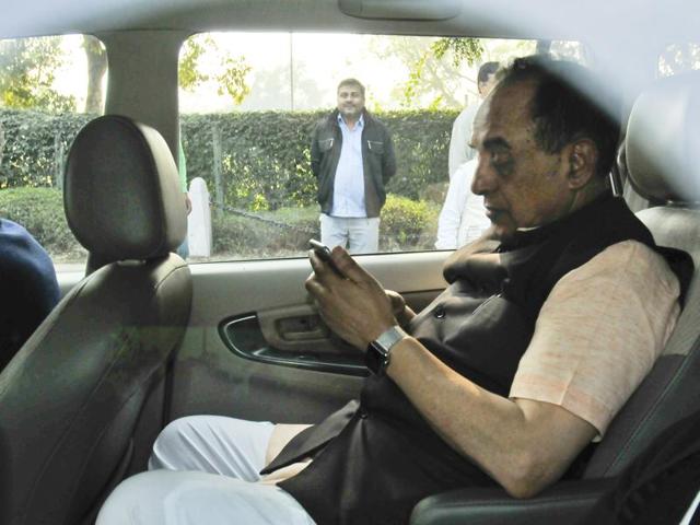 BJP leader Subramanian Swamy, who accused the Gandhis of misusing party funds to acquire properties, mildly opposed bail and asked for restrictions on the Congress leaders’ travel during the court hearing. (Ravi choudhary/ht photo) 