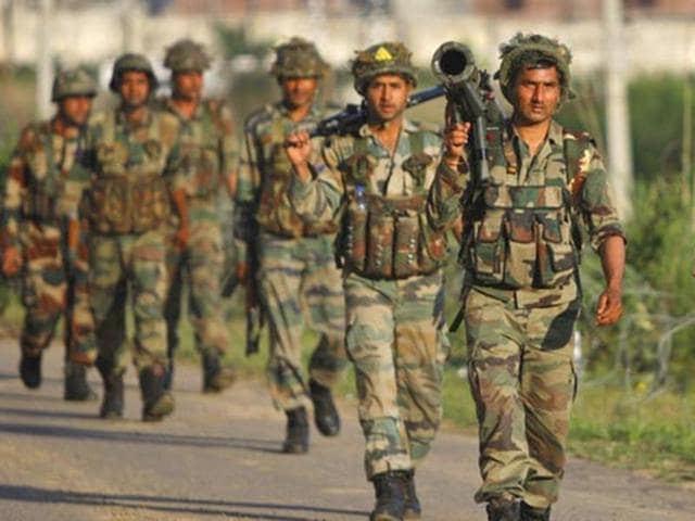 The CAG on Friday announced in Parliament that the Indian Army had operated without specialised parachutes for over a decade.(AP Photo)