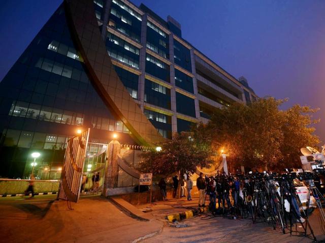 CBI on Saturday asked Delhi Chief Minister Arvind Kejriwal to name the agency officer on whose purported remark to him he had tweeted that the agency has been tasked to “finish those who don’t fall in line” (PTI) CBI on Saturday asked Delhi Chief Minister Arvind Kejriwal to name the agency officer on whose purported remark to him he had tweeted that the agency has been tasked to “finish those who don’t fall in line” (PTI)