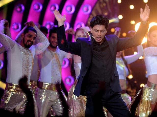 Shah Rukh Khan promotes his film Dilwale on the set of Bigg Boss 9. (AFP) Shah Rukh Khan promotes his film Dilwale on the set of Bigg Boss 9. (AFP)