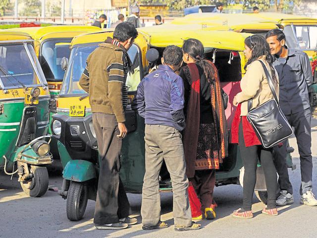 With a fleet of over 1,500 autorickshaws, the company claims to provide the service at a tariff lower than any city in the NCR.(HT File Photo)
