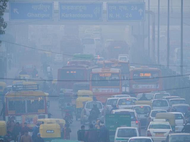 The Delhi High Court has directed the Delhi Pollution Control Committee (DPCC) to analyse data from 2011 onwards and provide it with a monthly average chart of each pollutant in the city.(AFP Photo) The Delhi High Court has directed the Delhi Pollution Control Committee (DPCC) to analyse data from 2011 onwards and provide it with a monthly average chart of each pollutant in the city.(AFP Photo)