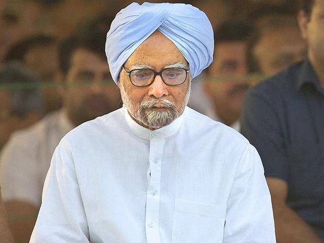 Former PM Manmohan Singh had agreed “in principle” to institute a judicial inquiry to probe the Batla House police encounter.(AP File Photo)