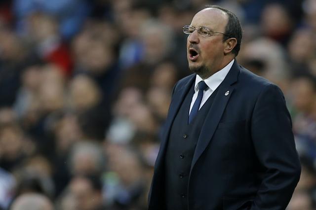 Rafa Benitez gives instructions from the side line during the match. (AP Photo) Rafa Benitez gives instructions from the side line during the match. (AP Photo)