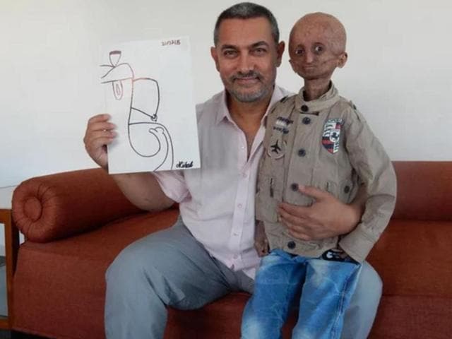 Aamir Khan met Nihal Bitla who is suffering from progeria. (Facebook)