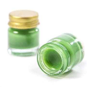 Let it rest at room temperature for an hour and use it when hardened. (Shutterstock) Let it rest at room temperature for an hour and use it when hardened. (Shutterstock)
