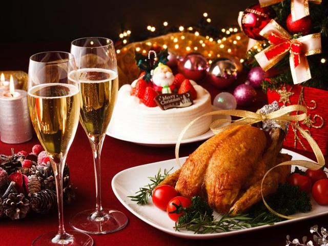 It’s not always easy to find the right balance when faced with the celebratory meals at this time of year. (Shutterstock) It’s not always easy to find the right balance when faced with the celebratory meals at this time of year. (Shutterstock)