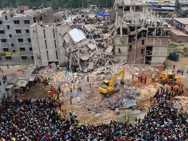 Bangladesh court orders mass arrests over Rana Plaza collapse | World ...