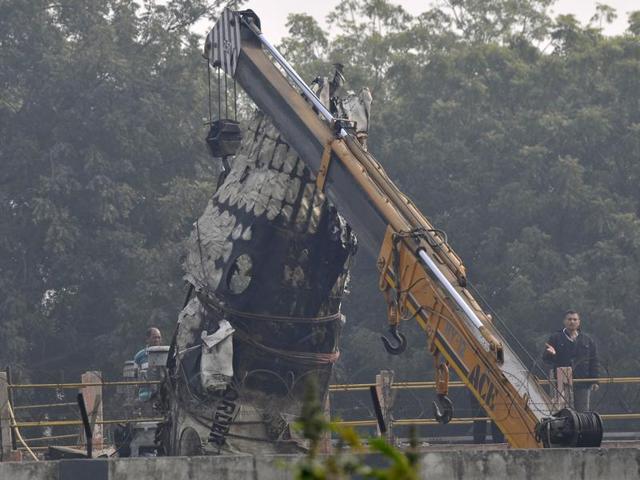 Nine BSF troopers and a Sashastra Seema Bal (SSB) co-pilot were killed when the chartered plane flying to Ranchi crashed on Tuesday.(Vipin Kumar/HT Photo)