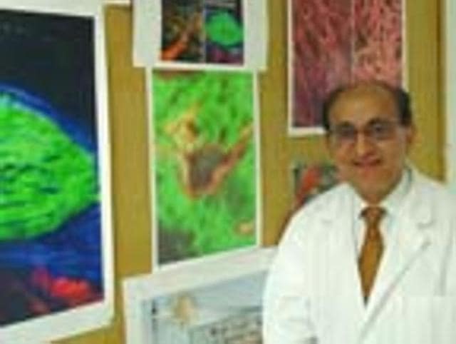 President Barack Obama will present the National Medal of Science to Dr Rakesh K Jain, an Indian-American professor at Harvard Medical School and director of tumor biology laboratory at Massachusetts General Hospital. (Courtesy/Harvard University) President Barack Obama will present the National Medal of Science to Dr Rakesh K Jain, an Indian-American professor at Harvard Medical School and director of tumor biology laboratory at Massachusetts General Hospital. (Courtesy/Harvard University)