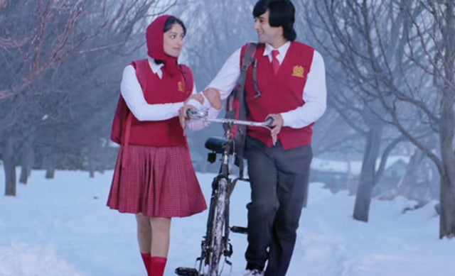 Pulkit Samrat and Yami Gautam in a still from Sanam Re. (Youtube Grab)