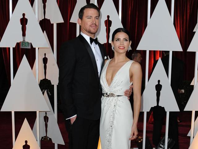 Head high, back straight, and the same sophisticated air: there’s no doubt, the star of “Magic Mike” and his wife are very well matched, in both their attitude and their outfit. And what’s more, they blend perfectly with the décor of the 87th Academy Awards. (AFP)