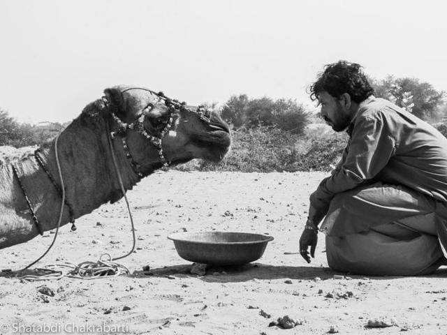 Irrfan Khan shoots for Anup Singh’s film in Jaisalmer, Rajasthan. (Shadabti Chakrabarti) Irrfan Khan shoots for Anup Singh’s film in Jaisalmer, Rajasthan. (Shadabti Chakrabarti)