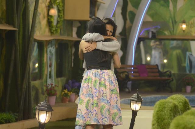 Rochelle meets her sister on the show. (Colors TV)