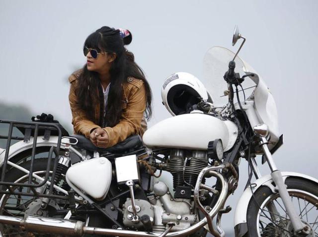 27-year-old Sana Iqbal has biked her way all by herself to 19 destinations in the past four months, conducting free seminars in various universities, colleges and high schools of Goa, Dehradun, Chandigarh, Amritsar and Patiala, among others.(HT Photo) 27-year-old Sana Iqbal has biked her way all by herself to 19 destinations in the past four months, conducting free seminars in various universities, colleges and high schools of Goa, Dehradun, Chandigarh, Amritsar and Patiala, among others.(HT Photo)