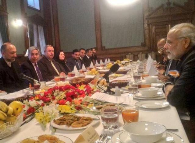 PM & Afghan President lead delegation level talks over breakfast at Dilkosha Palace 