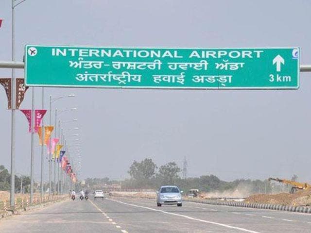 The Mohali Industry Association (MIA) has filed a public interest litigation (PIL) in the Punjab and Haryana high court with regard to international flights not being started from the international airport at SAS Nagar even three months after its inauguration.(HT PHOTO)