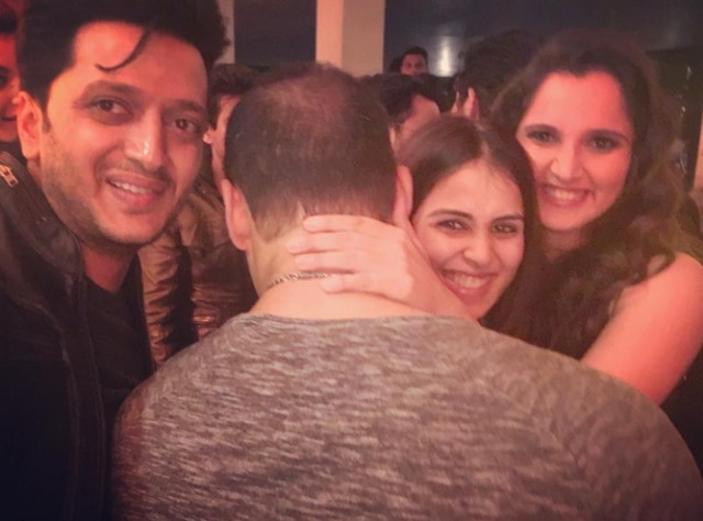 Riteish Deshmukh, Genelia Deshmukh and Sania Mirza recreate a Deepika Padukone-Vin Diesel moment at Salman Khan’s birthday party. (Twitter)
