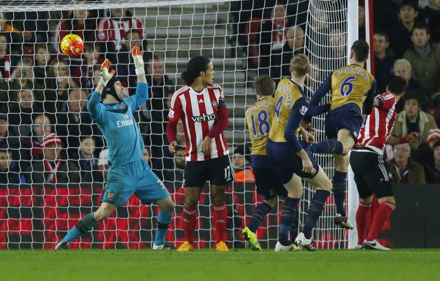 Jose Fonte heads in the third goal for Southampton. (Reuters Photo) Jose Fonte heads in the third goal for Southampton. (Reuters Photo)