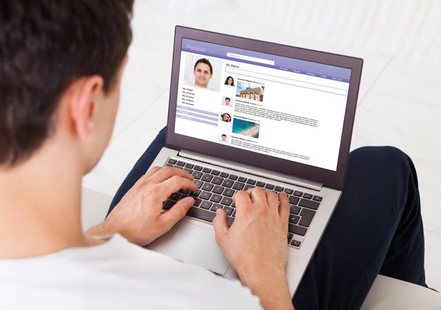 Over 63% of the respondents in the 18-25 years age group expressed they want men to upgrade their conversation skills. (Shutterstock) Over 63% of the respondents in the 18-25 years age group expressed they want men to upgrade their conversation skills. (Shutterstock)