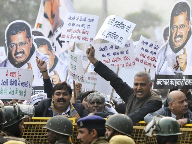 The Union home ministry is looking into the constitutional validity of the Delhi government’s panel to probe alleged irregularities in the city’s cricket association and may declare it “null and void”. (HT Photo) The Union home ministry is looking into the constitutional validity of the Delhi government’s panel to probe alleged irregularities in the city’s cricket association and may declare it “null and void”. (HT Photo)