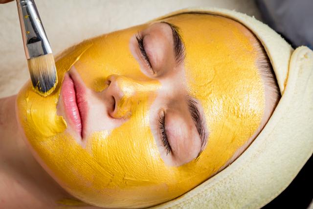Make a papaya face pack at home to bring back the lost glow. (Shutterstock) Make a papaya face pack at home to bring back the lost glow. (Shutterstock)