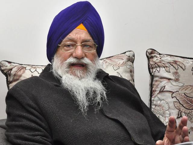 SGPC president Avtar Singh Makkar at his residence in Ludhiana on Tuesday.(Sikander Singh Chopra/HT Photo) SGPC president Avtar Singh Makkar at his residence in Ludhiana on Tuesday.(Sikander Singh Chopra/HT Photo)