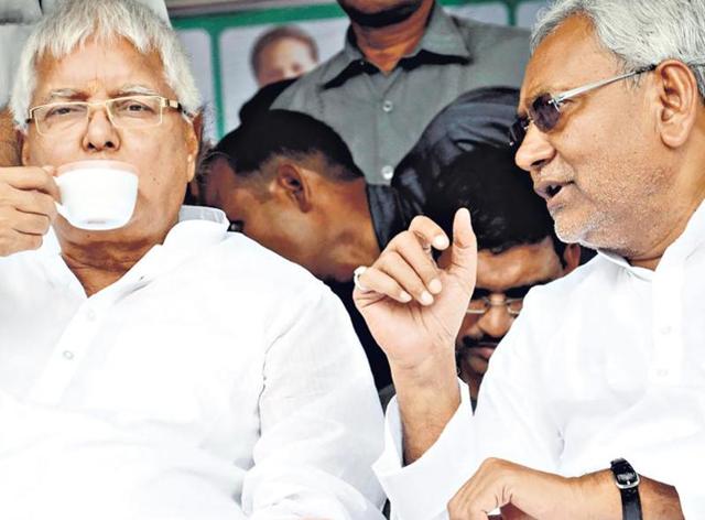 Referring to the measures stipulated for the police personnel by the chief minister during his meeting on the law and order issue, Prasad urged Kumar to give the police a free hand for effective control of crime.(Santosh Kumar/HT file photo) Referring to the measures stipulated for the police personnel by the chief minister during his meeting on the law and order issue, Prasad urged Kumar to give the police a free hand for effective control of crime.(Santosh Kumar/HT file photo)