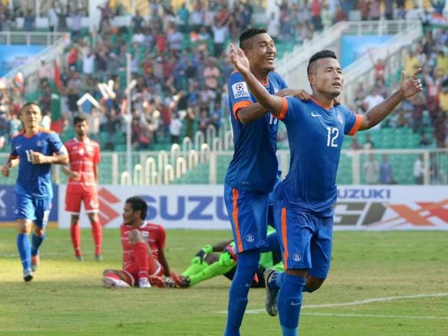 India’s Jeje Lalpekhlua celebrates after scoring a goal against Maldives during their SAFF Suzuki Cup 2015 match in Thiruvananthapuram on Thursday.(PTI Pho) India’s Jeje Lalpekhlua celebrates after scoring a goal against Maldives during their SAFF Suzuki Cup 2015 match in Thiruvananthapuram on Thursday.(PTI Pho)