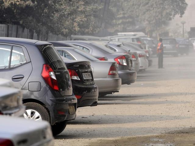According to a senior official, if parking agencies are found flouting government’s directives, strict action will be taken against them. (HT File Photo) According to a senior official, if parking agencies are found flouting government’s directives, strict action will be taken against them. (HT File Photo)