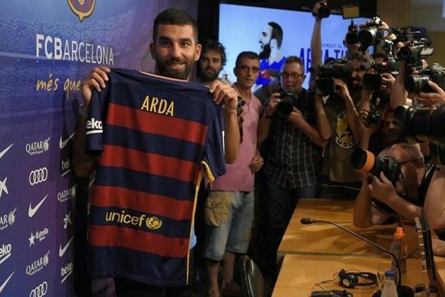 Arda Turan will finally be eligible to play for Barcelona after signing with the Catalans in summer of 2015. (AFP Photo) Arda Turan will finally be eligible to play for Barcelona after signing with the Catalans in summer of 2015. (AFP Photo)