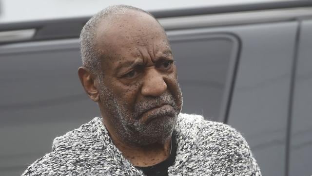Actor and comedian Bill Cosbys arrives for his arraignment on sexual assault charges at the Montgomery County Courthouse in Elkins Park, Pennsylvania December 30, 2015. (Reuters)