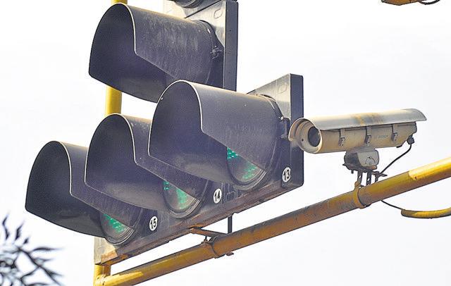CCTV camera installed on sector 17 traffic lights, Chandigarh (Karun Sharma/HT File Photo) CCTV camera installed on sector 17 traffic lights, Chandigarh (Karun Sharma/HT File Photo)