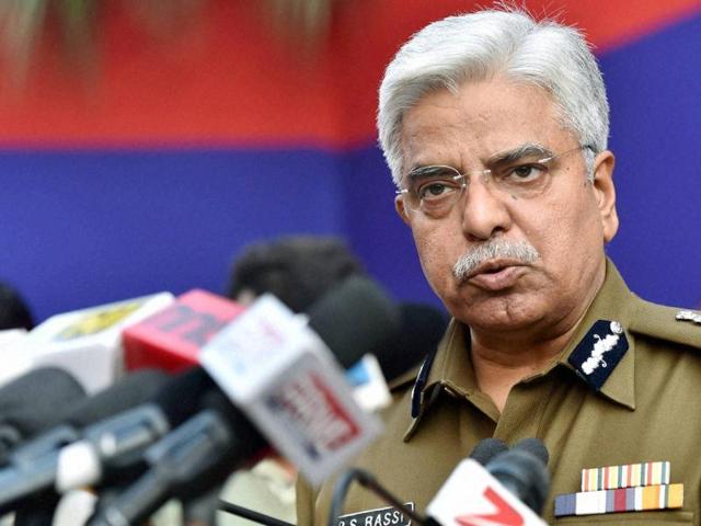 New Delhi: Delhi Police Commissioner BS Bassi address a press conference during a new year get together at Delhi Police headquarters in New Delhi. (PTI) New Delhi: Delhi Police Commissioner BS Bassi address a press conference during a new year get together at Delhi Police headquarters in New Delhi. (PTI)