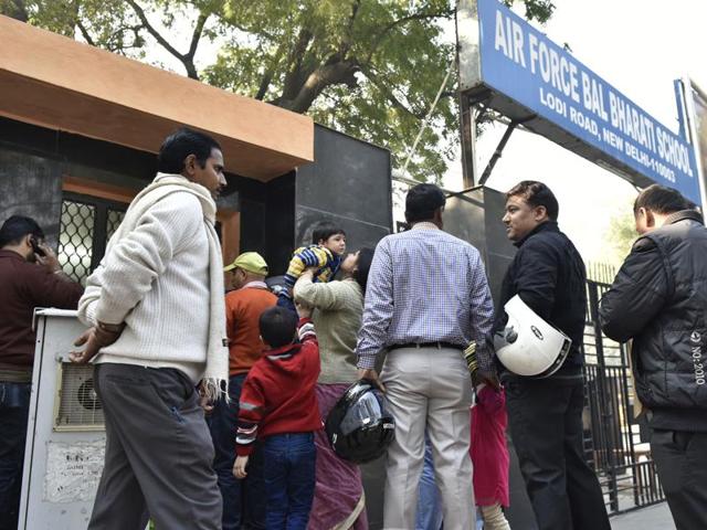 Parents buy nursery admission forms for their children at the Air Force Bal Bharti School, Lodhi Road, New Delhi on Friday. (Saumya Khandelwal/HT photo) Parents buy nursery admission forms for their children at the Air Force Bal Bharti School, Lodhi Road, New Delhi on Friday. (Saumya Khandelwal/HT photo)