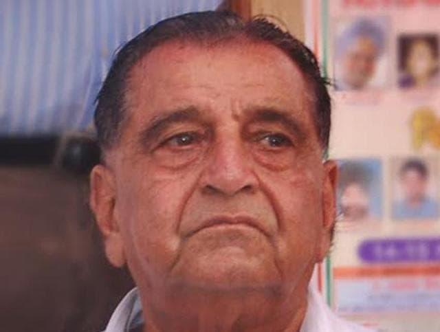 Former vidhan sabha speaker Harnam Das Johar, 83, passed away on Sunday morning.(HT Photo) Former vidhan sabha speaker Harnam Das Johar, 83, passed away on Sunday morning.(HT Photo)