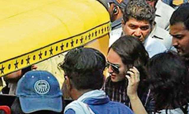 Sonakshi Sinha’s auto goes where even cars can’t