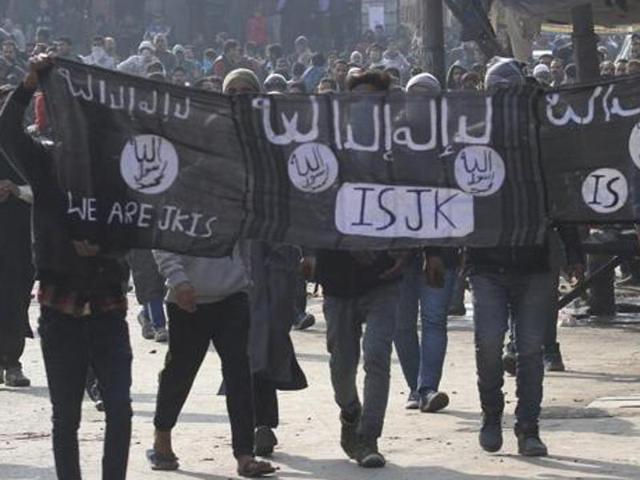 File photo of Kashmiri protesters displaying the flags of IS and Pakistan flag during a protest against the alleged desecration of Jamia Masjid by police in Srinagar, Jammu-Kashmir. (Waseem Andrabi/ Hindustan Times) File photo of Kashmiri protesters displaying the flags of IS and Pakistan flag during a protest against the alleged desecration of Jamia Masjid by police in Srinagar, Jammu-Kashmir. (Waseem Andrabi/ Hindustan Times)