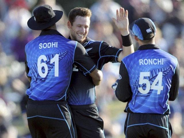 New Zealand’s Martin Guptill salutes his century with Ross Taylor against Sri Lanka in the fifth One Day International Cricket match at Blake Park. (AP Photo) New Zealand’s Martin Guptill salutes his century with Ross Taylor against Sri Lanka in the fifth One Day International Cricket match at Blake Park. (AP Photo)