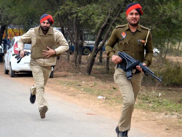Three days on from an assault that killed seven military personnel and wounded 22, five attackers have also been eliminated, but an operation was still under way to secure the sprawling compound in Punjab that lies 25 km from the border with Pakistan.(Sameer Sehgal/HT Photo) Three days on from an assault that killed seven military personnel and wounded 22, five attackers have also been eliminated, but an operation was still under way to secure the sprawling compound in Punjab that lies 25 km from the border with Pakistan.(Sameer Sehgal/HT Photo)