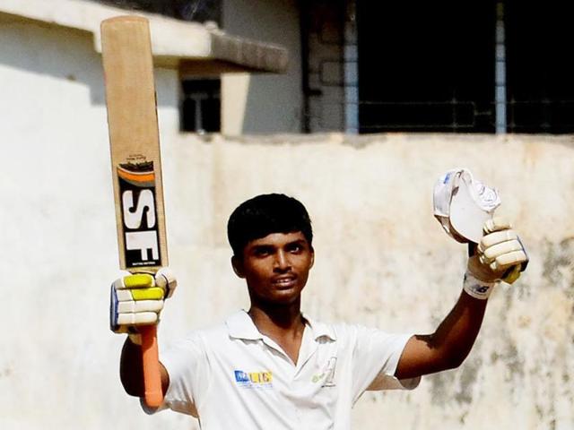 Mumbai teenager Pranav Dhanawade celebrates after smashing an unbeaten knock of 1,009 in an inter-school tournament, in Kalyan. (HT photo) Mumbai teenager Pranav Dhanawade celebrates after smashing an unbeaten knock of 1,009 in an inter-school tournament, in Kalyan. (HT photo)