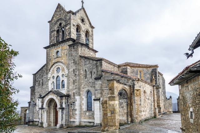 Sights include the gothic-style San Vicente church. (Shutterstock) Sights include the gothic-style San Vicente church. (Shutterstock)
