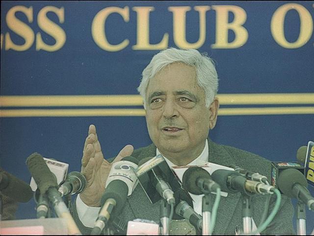 Jammu and Kashmir Chief Minister Mufti Mohammad Sayeed Press Conference - HT Photo by Ajay. (HT File Photo) Jammu and Kashmir Chief Minister Mufti Mohammad Sayeed Press Conference - HT Photo by Ajay. (HT File Photo)