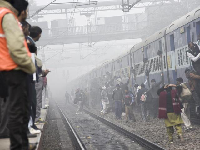 Railway officials said 56 trains were running late and the scheduled departure times of 19 others have been altered. (Arvind Yadav/HT photo)