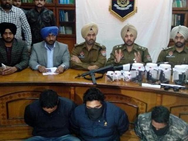 The crime investigating agency (CIA) of SAS Nagar police arrested a Border Security Force (BSF) jawan, who used to help the three drug smugglers — Gurjant Singh, Sandeep Singh and Jatinder Singh — in cross-border smuggling of drugs, arms and ammunition (HT) The crime investigating agency (CIA) of SAS Nagar police arrested a Border Security Force (BSF) jawan, who used to help the three drug smugglers — Gurjant Singh, Sandeep Singh and Jatinder Singh — in cross-border smuggling of drugs, arms and ammunition (HT)