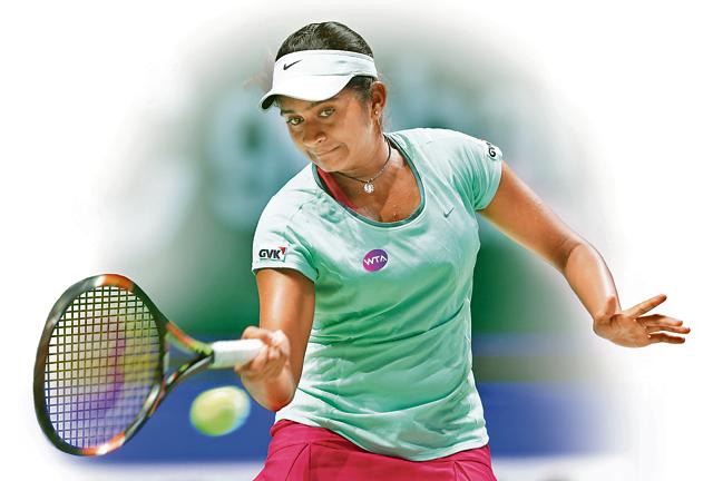 Pranjala Yadlapalli of India in action against Hye Ran Yun of Korea in the Future Stars U16 Final during the BNP Paribas WTA Finals. (Getty Images)