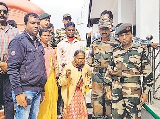 Balamdina Ekka hobbled up the stairs of Tripura Sundari temple to offer prayers, took a boat ride in the Rudrasagar lake and adored every corner of the historic Neer Mahal in Tripura escorted by dozens of Assam Rifle soldiers. (HT photo) Balamdina Ekka hobbled up the stairs of Tripura Sundari temple to offer prayers, took a boat ride in the Rudrasagar lake and adored every corner of the historic Neer Mahal in Tripura escorted by dozens of Assam Rifle soldiers. (HT photo)