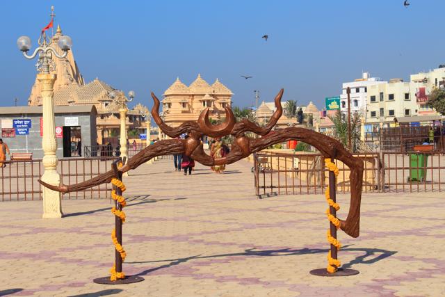 Siya Ke Ram’s Dhanush Yatra started on 2nd Jan and is slated to cover 107 cities across Gujarat, Punjab and Uttar Pradesh. (Star Plus)
