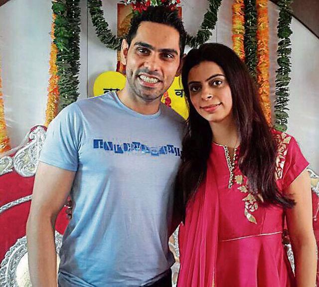 Raman’s alleged closeness with another TV actor, is said to be the reason for the split. (HT Photo) Raman’s alleged closeness with another TV actor, is said to be the reason for the split. (HT Photo)
